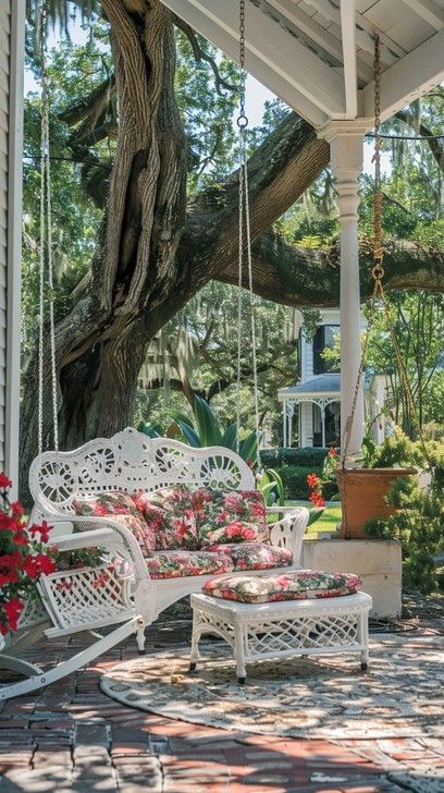 Vintage Southern Belle Aesthetic, Southern Bell Aesthetic, Southern Living Aesthetic, Old Southern Aesthetic, Southern Old Money Aesthetic, Southern Charm Aesthetic, Vintage Southern Aesthetic, Southern Belle Aesthetic, Old Southern Homes