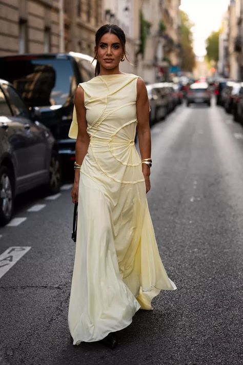 Pale Yellow Wedding Guest Dress, Pale Yellow Wedding Dress, Butter Yellow Bridesmaid Dresses, Butter Yellow Dress, Yellow Ball Dress, Pale Yellow Outfit, Yellow Bridal Party, Yellow Wedding Guest Dress, Butter Yellow Outfit