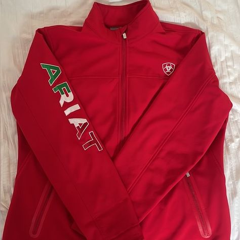 Red Mexican Flag ARIAT Jacket 🇲🇽 Ariat Jacket, Mexican Flag, Mexican Flags, Mexico Flag, Top Clothing, Cute Pants, Red Jacket, Quince, Cristiano Ronaldo