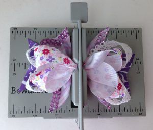 Boutique Bows Diy Tutorials, Boutique Bow Tutorial, Homemade Hair Bows, Diy Baby Hair Bows, Diy Baby Bows, Funky Bow, Bow Making Tutorials, Make Hair Bows, Stacked Hair Bow