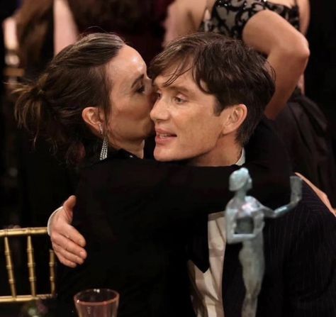 Cillian Murphy Wife, Yvonne Mcguinness, Cillian Murphy Movies, Cillian Murphy Peaky Blinders, Bright Blue Eyes, Sag Awards, Cillian Murphy, Guilty Pleasure, Movie Premiere