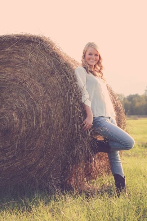 Senior pic Ashley Gurley Photography Hay Bales