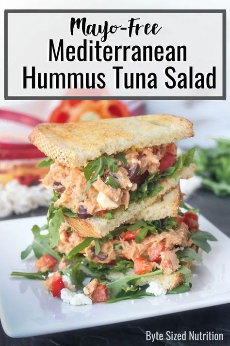 Hummus And Tuna, Hummus Tuna Salad, Mediterranean Hummus, Diet Dishes, Fish Sandwiches, What Is Healthy Food, Healthy Foods To Make, Tuna Salad Sandwich, Pepper Hummus