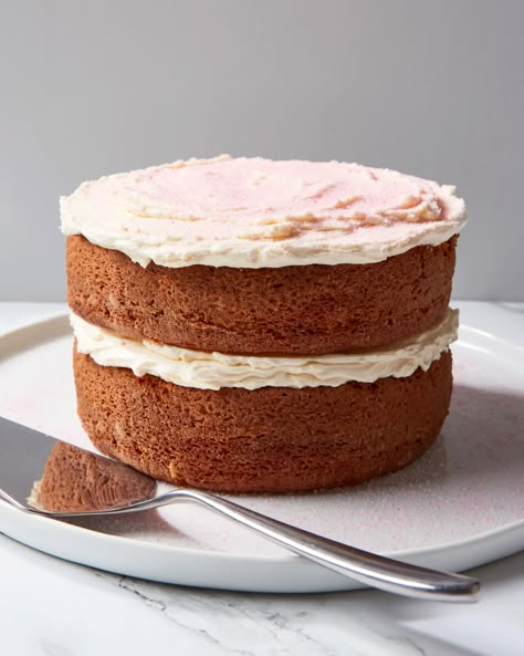 How to Make Every Cake a Six-Inch Cake | Epicurious 6 Inch Cakes, Desserts For 2, Small Batch Desserts, Cake For Two, 6 Inch Cake, Mini Cake Recipe, Small Batch Cooking, Nurse Cake, Desserts For Two