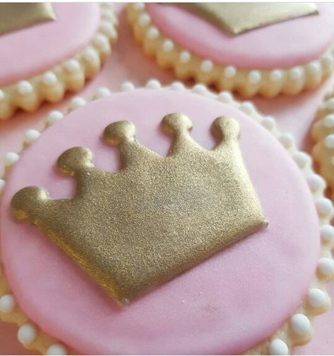 Crown Sugar Cookies, Swan Princess, Cake Decoration, Royal Icing, Shower Decorations, Matilda, Baby Shower Decorations, Sugar Cookies, Eden