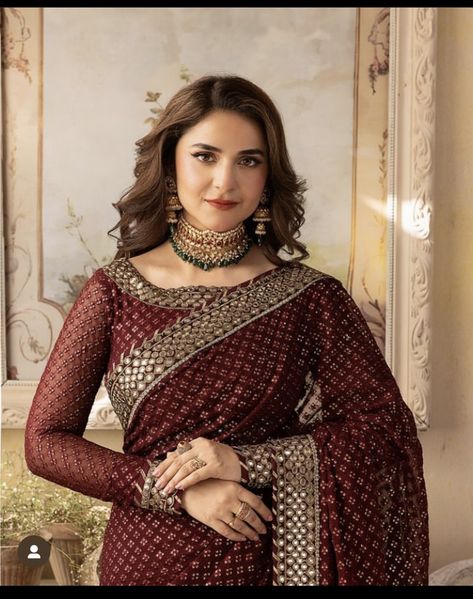 Yumna Zaidi Saree, Casual Bridal Dress, Maroon Saree, Yumna Zaidi, Wahaj Ali, Pakistani Dresses Online, Asim Jofa, Fashionable Saree Blouse Designs, Men's Fragrance