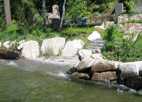 Seawall Ideas, Lakeshore Landscaping, Lakehouse Garden, Shoreline Restoration, Shoreline Landscaping, Waterfront Landscaping, Rock Drainage, Inexpensive Backyard Ideas, Lake Landscaping