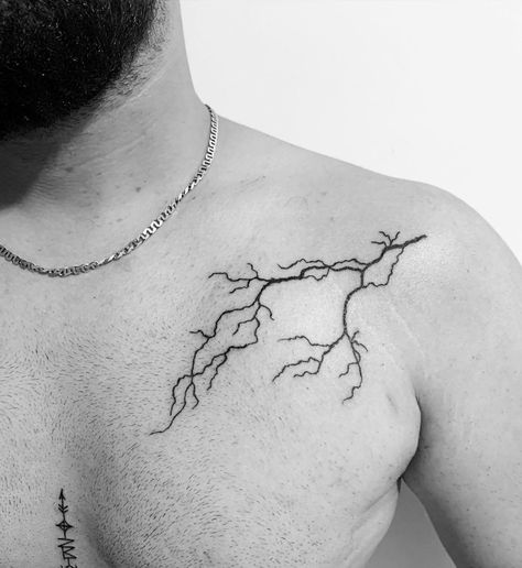 Lightning Collarbone Tattoo, Vein Tattoo Ideas, Blitz Tattoo, Cybersigilism Tattoo, Lightning Tattoo, Bike Tattoos, Hand And Finger Tattoos, Band Tattoo Designs, Bone Tattoos