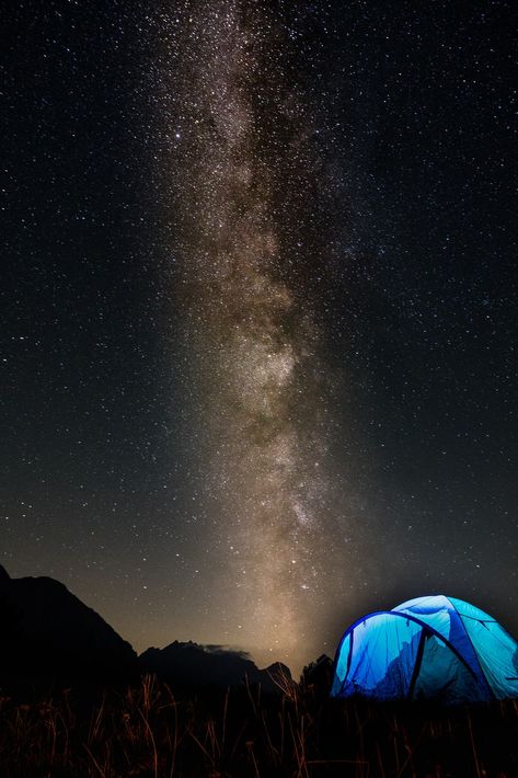 h e l e n a on Twitter: "Good night friends… " Camping Portraits, Aesthetic Northern Lights, L Background, Cool Camping Gadgets, Beautiful Camping, Im Sorry Gifts, L Aesthetic, Dark And Lovely, Background Dark