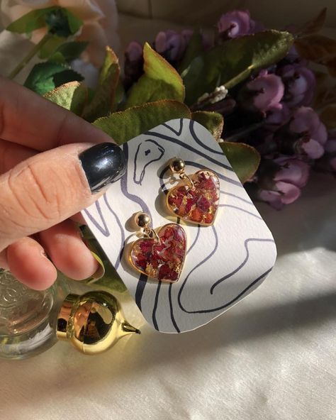 #smallbusiness Rose Earring Real Rose Petals Are Preserved Gold Platted DM for the prices and more info. #resin #smallbusiness #rose Diy Resin Phone Case, Rose Earring, Real Rose Petals, Real Rose, Diy Resin, Resin Earrings, Rose Earrings, Resin Diy, Rose Petals