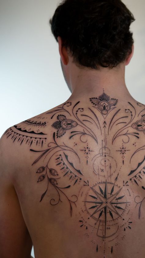 Men’s ornamental back tattoo - inspired by his travels! Created by @lozza.Lou.tattoo at @lamaison.desartistes. #ornamentaltattoo #patterntattoo #backtattoo #spinetattoo #decorativetattoo Line Work Back Tattoo, Ornamental Back Tattoo, Back Piece Tattoo Men, Tattoo Mens, Rib Tattoos For Guys, Mens Aesthetic, Back Piece Tattoo, Back Tattoos For Guys, Chest Tattoo Men