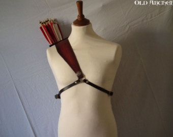 How back quiver straps connect Back Quiver, Bow Tattoo Designs, Mounted Archery, Warrior Outfit, Trendy Bows, Traditional Bow, Larp Armor, Archery Equipment, Bow Tattoo