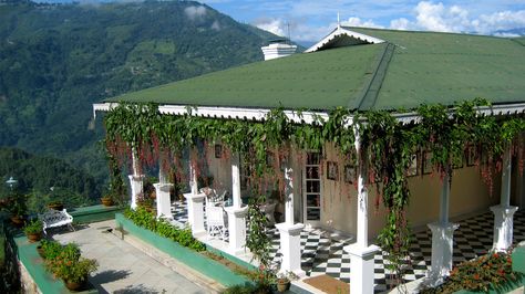 Tea Estate, Best Boutique Hotels, Country Holiday, Dream Family, Nice Places, Visit India, Holiday Places, Luxury Boutique Hotel, Darjeeling