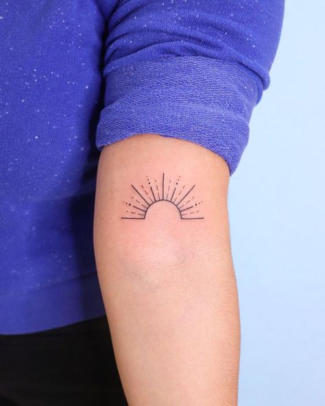 Word Tattoos On Arm, Real Tattoos, Quarter Sleeve Tattoos, Tattoo Dotwork, Elbow Tattoos, Flower Tattoo Arm, Sun Tattoos, Diy Tattoo, Arm Tattoos For Women