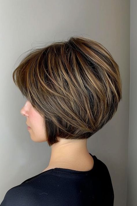 Stacked Bob Haircut For Fine Hair Round Faces, Backs Of Short Haircuts, Front And Back Hairstyles, Stack Haircut, Layered Bob Back View, Medium Stacked Bob Hairstyles, Back View Of Bob Hairstyles, Long Stacked Haircuts, Medium Stacked Haircuts