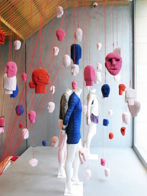 Fashion Installation Display, Styrofoam Heads, Mobiles Art, White Masks, Head Display, Mobile Sculpture, Store Window Display, Window Display Design, Retail Inspiration