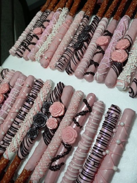 Pink And Gold Chocolate Covered Pretzels, Chocolate Covered Pretzel Sticks, Chocolate Business, Covered Pretzel Rods, Chocolate Covered Pretzel, Chocolate Covered Pretzel Rods, Birthday Snacks, Birthday Party Planner, Covered Pretzels