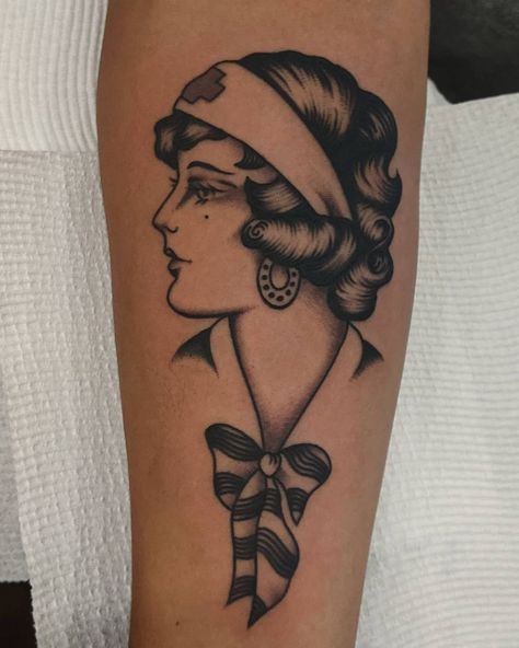 American Traditional Woman Face Tattoo, Lady Body Drawing, Lady Head Tattoo Traditional, Lady Head Tattoo Flash, Traditional Lady Head Tattoo, Lady Head Tattoo, Traditonal Tattoo, Traditional Tattoo Woman, Bold Tattoo