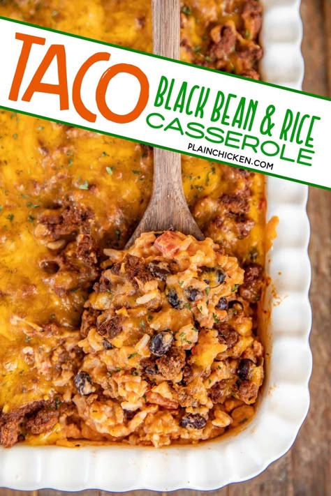 Taco Black Bean and Rice Casserole - a quick and easy Mexican casserole! Can make ahead and refrigerate until ready to bake. Ground beef, taco seasoning, black beans, diced tomatoes and green chiles, tomato sauce, salsa, rice, sour cream, and cheddar cheese. Makes a ton!!! We LOVE this easy side casserole recipe! Bean And Rice Casserole, Taco Casserole With Rice, Salsa Rice, Black Bean And Rice, Plain Chicken Recipes, Black Bean Casserole, Mexican Chopped Salad, Bean And Rice, Easy Mexican Casserole