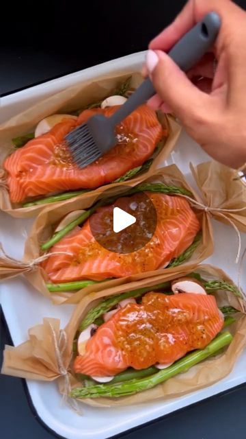 Salmon Boats, Salmon Asparagus, Honey Mustard Salmon, Mustard Salmon, Asparagus And Mushrooms, Salmon And Asparagus, Baking With Honey, Salmon Dishes, Crushed Garlic