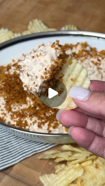 Breanna Stark on Instagram: "You NEED to try this Bloomin’ Onion Dip 🧅 

If you love a Bloomin’ Onion (I mean, who doesn’t?) then you have to try this dip! It’s tangy, creamy, and absolutely delicious! 

Bloomin’ Onion Dip ⤵️
3 tbsp butter 
1 cup panko breadcrumbs 
2 tsp salt
2 tsp pepper 
2 tsp onion powder 
2 tsp garlic powder 
2 tsp smoked paprika 
1 jar sweet pickled onions, drained
8oz softened cream cheese 
1 cup sour cream 
1/2 cup mayonnaise 
1 tbsp extra hot horseradish 
1-1/2 tbsp ketchup 

1. Melt the butter in a pan over medium heat. Add the breadcrumbs and 1 tsp of each seasoning and toast until golden. Set aside to cool. 
2. In a large bowl, add the cream cheese, sour cream, mayonnaise, horseradish, ketchup, drained pickled onions, half of the toasted breadcrumbs (reserve th Blooming Onions Recipe, Blooming Onion Dip, Onion Cream Cheese Dip, Onion Cream Sauce, Cheese Toast Recipe, Cream Cheese Recipes Dip, Onion Dip Recipe, Bloomin Onion, Cream Cheese Appetizer