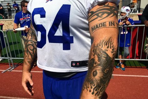 NFL Players Explain the Meaning Behind Their Tattoos - Sports Illustrated Nfl Player Tattoos, Nfl Tattoo, Lion Sleeve, Football Tattoo, Football Players Images, Nfl Player, Michigan Football, Nfl Logo, Football Coach