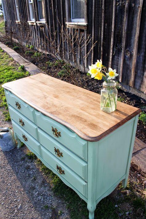 Laurel's Attic : Mint Green Dresser - SOLD Mint Green Dresser, Green Milk Paint, Dresser Inspiration, Provincial Dresser, Green Dresser, French Provincial Dresser, Green Milk, French Provincial, Milk Paint