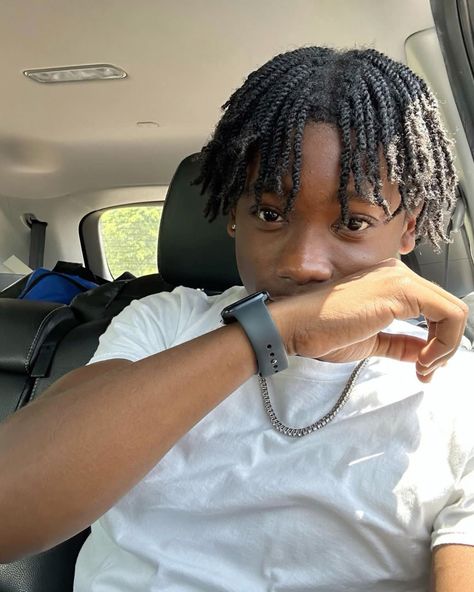 Black Guys Hairstyles, Cute Black Guys 13, Black Guy Hairstyles, Twist Hair Men, Twist Ideas, Mens Twists Hairstyles, Boys Colored Hair, Hair Twists Black, Dread Heads