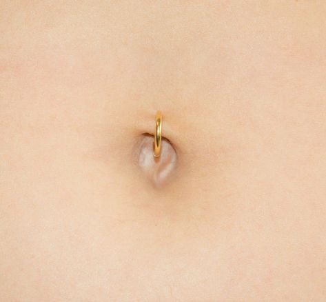 14G BELLY RING (hypoallergenic) Handmade and delicate. º Please choose: -Hoop Size 7-11 mm -Material:   14 gauge yellow gold filled  14 gauge sterling silver  14 gauge Rose gold filled CUSTOMIZATION OPTIONS ⋆ ⋆ ⋆ ⋆ ⋆ ⋆ ⋆ ⋆ ⋆ ⋆ ⋆ ⋆ ⋆ ⋆ ⋆ ⋆ ⋆ ⋆  ⋆ Material: 14k Gold Filled, Sterling Silver, 14k Rose Gold Filled ⋆ Size: 7-11 mm (ring in photos is 7 mm) Need a custom size? Add a note to your order. ⋆ ⋆ ⋆Any other special requests?⋆ ⋆ ⋆ Talk to us! We are happy to help. ⋆ Nickel Free  ⋆ Tarnish Resistant  ⋆ No Allergic reaction  ⋆ 30 days return policy  ⋆ Replacements and custom orders are welcomed  ⋆ Your order will be packed in a beautiful branded jewelry gift box. ⋆ Add a greeting card free of charge! Shipping information : ⋆ Tracking number  ⋆ Express shipping is available Different Types Of Belly Button Piercing, Ring Belly Piercing, Minimal Belly Ring, Hoop Belly Button Piercing, Belly Piercing Hoop Ring, Hoop Belly Ring, Belly Ring Hoop, Minimalist Belly Button Piercing, Simple Navel Piercing