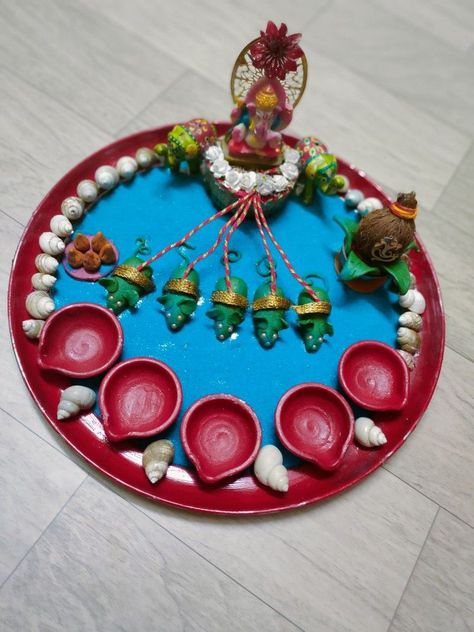 Ganapati Thali Decoration, Rakhi Dish Decoration, Ganpati Pooja Thali Decoration Ideas, Arati Plate Decoration For Ganpati, Arti Thali Decoration Ganpati, Dish Decoration For Aarti Ganpati, Aarati Plates Decoration, Ganpati Arti Thali Decorations, Ganesh Arti Thali Decoration