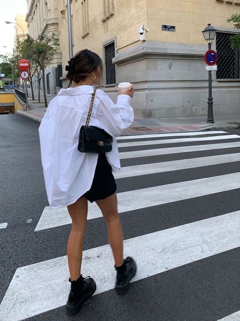 Stile Kendall Jenner, Paris Mode, Outfit Trends, Looks Chic, 가을 패션, Looks Style, Mode Inspiration, Spring Summer Outfits, Outfits Casuales