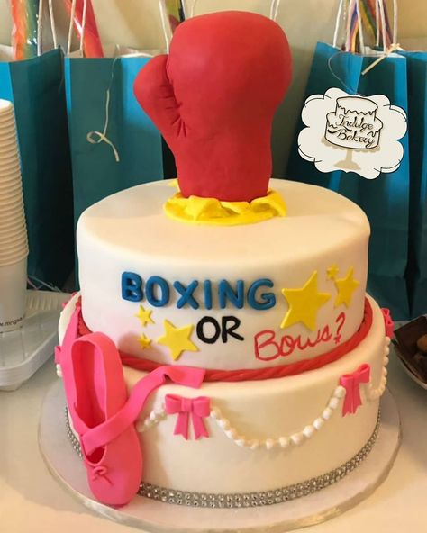 This gender reveal cake was so much fun to create....and cut....and eat 🙄! I love when I'm asked to come up with something creative. Boxing… Gender Reveal Ideas Boxing Theme, Boxing Gender Reveal Ideas, Boxing Gender Reveal, Boxing Party, Gender Reveal Baby Shower Themes, Pregnancy Gender, Pregnancy Gender Reveal, Gender Reveal Party Theme, Gender Reveal Themes