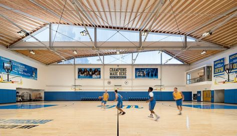 UCLA Basketball Practice Facility | Kevin Daly Architects | Archinect Basketball Court Architecture, Basketball Facility, Gymnastics Stunts, Sports Architecture, Basketball Shooting Drills, Baseball Workouts, Ucla Basketball, Basketball Scoreboard, Auditorium Design