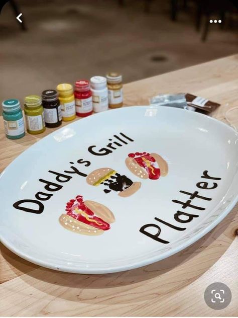 Grill Platter, Homemade Kids Gifts, Diy Father's Day Crafts, Baby Art Projects, Diy Father's Day Gifts, Daycare Crafts, Father's Day Diy, Cadeau Diy, Baby Projects