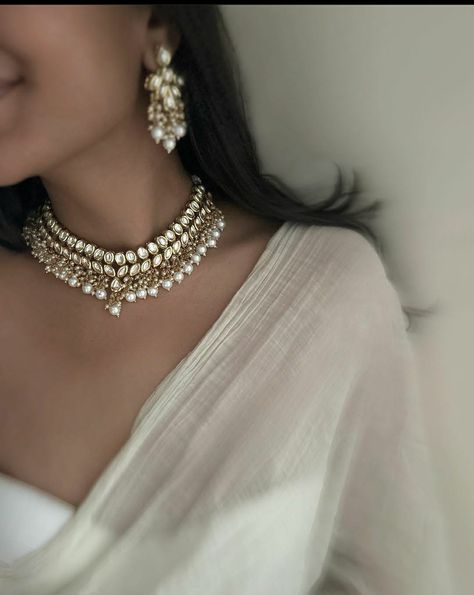 Indian Modern Jewellery, Desi Choker, Desi Necklace, Statement Jewelry Outfit, Desi Jewellery, Best Indian Wedding Dresses, Ethereal Jewelry, Indian Accessories, Antique Necklaces Design