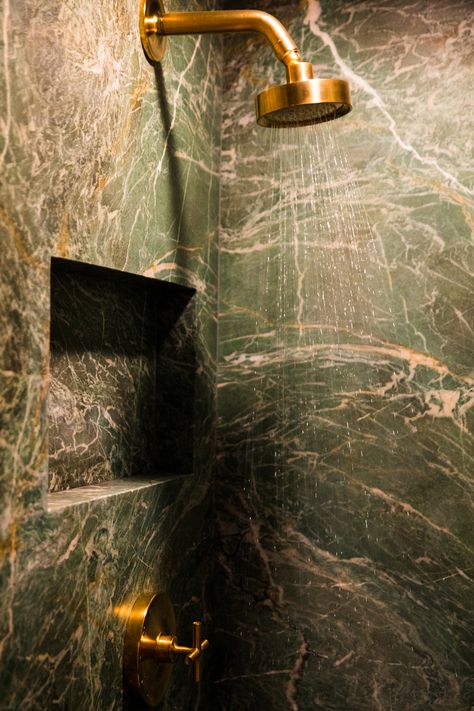 Marble Shower Room Ideas, Green Marble Shower Walls, Soapstone Shower Walls, Malachite Bathroom, Green Stone Bathroom, Bathroom Green Marble, Marble Wet Room, Granite Shower Walls, Green Onyx Bathroom