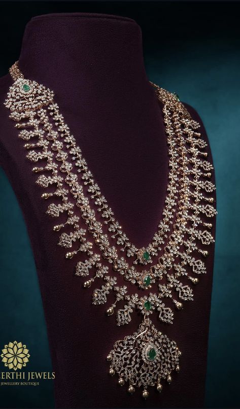 Diamond Necklace Set Bridal Indian, Diamond Panchlada Necklace, Diamond Haaram, Diamond Haaram Designs, Lehnga Dress Indian Weddings, Layered Diamond Necklace Indian, Diamond Sets Indian Bridal Jewelry, Satlada Necklace Gold, Diamond Long Haram