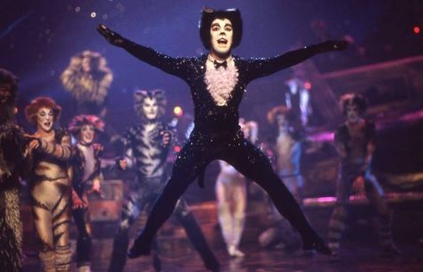 Mr Mistoffelees, Cats The Musical, Musical Characters, Movie Worksheet, Jellicle Cats, Cat Movie, Circus Characters, Cats Musical, Yellow Cat