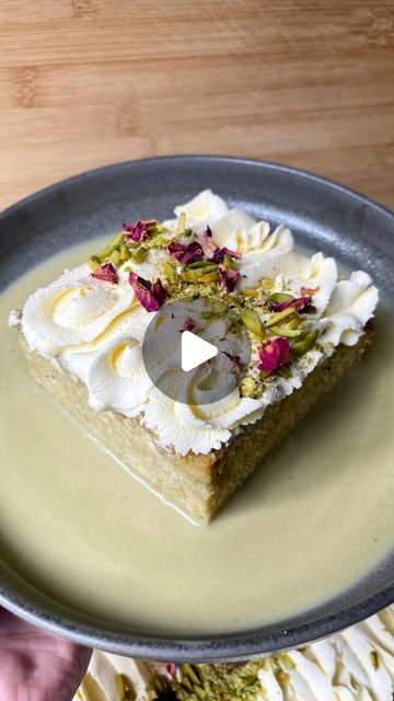 Samah 🍉 on Instagram: "Pistachio Milk Cake 🍰

My Pistachio milk cake is absolute heaven! The sponge is super moist and has the most delicate pistachio flavour that’s finished with a sweet vanilla whipped cream. Perfect for special occasions, so if you haven’t figured out what you’re making for Eid yet maybe this is your sign 👀👀

Don’t forget to ✨SAVE✨this post so you can make it later 💗

As always the full recipe is on my website, link in bio 🫶🏻

#pistachiomilkcake #milkcake #baking #easydessert #howto" Pistachio Milk Cake, Creme Brulee Desserts, Pistachio Milk, Dessert Pasta, Pistachio Cream, Lemon Muffins, Vanilla Whipped Cream, Milk Cake, Gel Food Coloring