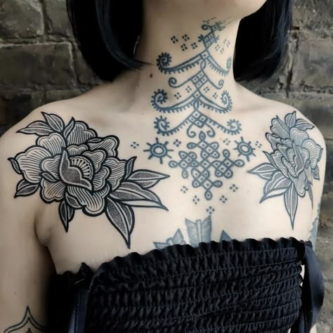 Traditional Chest Tattoo, Flower Neck Tattoo, Think Tattoo, K Tattoo, Neck Tattoos Women, Chest Piece Tattoos, Snake Tattoo, Dope Tattoos, Lovely Day