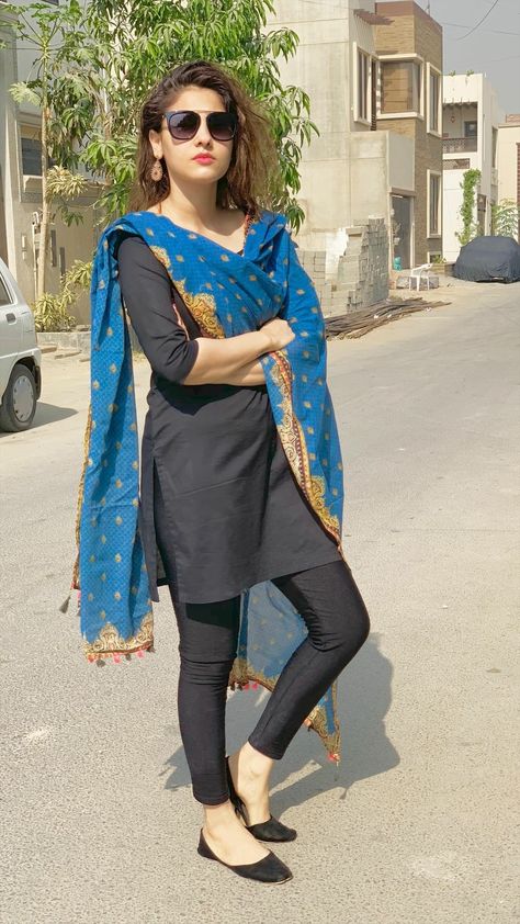 #hina altaf @shaikhsahal Hina Altaf, Dressing Design, Pakistani Fashion Casual, Pakistani Dresses Casual, Salwar Kamiz, Kurti Designs Party Wear, Beautiful Dresses For Women, Pakistani Dress Design, Indian Designer Outfits