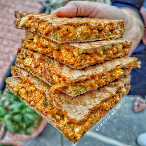 Sandwiches Healthy, Paneer Sandwich, Delhi Food, Tandoori Paneer, Healthy Sandwiches, Food Bloggers, Paneer, Food Blogger, Sandwiches