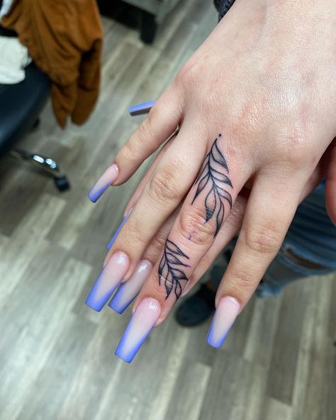 Leaf Vine Finger Tattoo, Vines On Finger Tattoo, Vine Tattoo On Finger, Leaf Finger Tattoos For Women, Vine Finger Tattoos For Women, Leaf Tattoo Finger, Finger Leaf Tattoo, Finger Vine Tattoo, Finger Tattoo Symbols