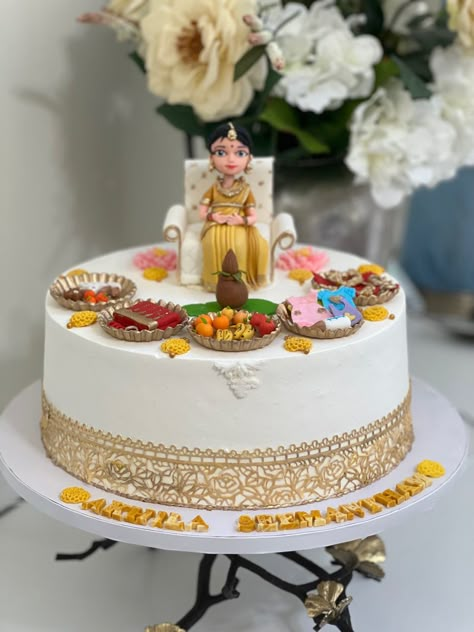 Seemantham Cake Ideas, Half Saree Function Cake, Haldi Cake Design For Bride, Rice Ceremony Cake, Valaikappu Decoration Ideas, Haldi Cake, Half And Half Wedding Cakes, Saree Cake, Pregnancy Cake