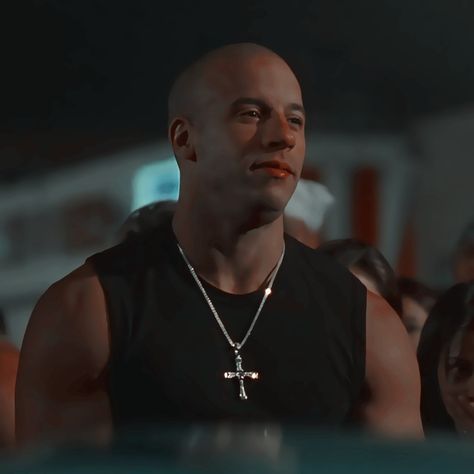 Vin Diesel Aesthetic, Dominic Torreto, Diesel Fashion, Dominic Toretto, The Furious, Vin Diesel, Smash Book, Fast And Furious, Kind Heart