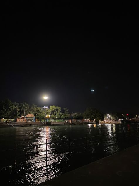 Agartala City, Night River Aesthetic, Aesthetic River, River At Night, Rainy Lake, Street Background, Park River, Beautiful River, Ocho Rios