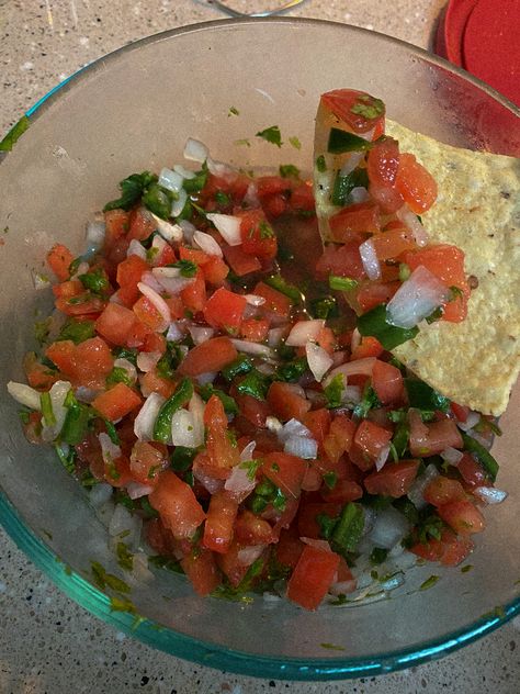 Lime Chips, Homemade Pico, Pasta Bread, Sandwich Lunch, Recipes Chili, Bread Sandwich, Soup Healthy, Healthy Food Inspiration, Food Motivation