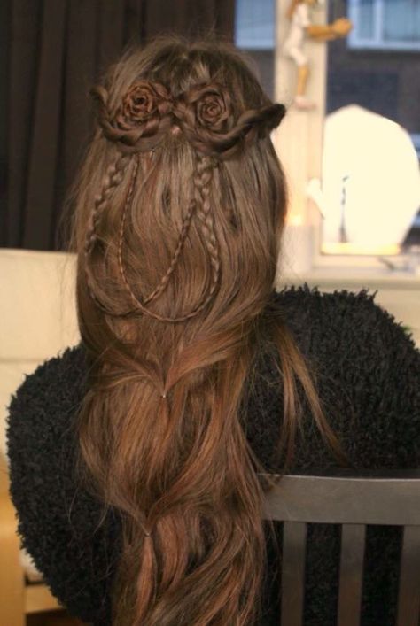 Medieval Hairstyles, Fantasy Hair, Hair Stylies, Makati, Hair Art, Aesthetic Hair, Hairstyles Haircuts, Hair Day, Rapunzel