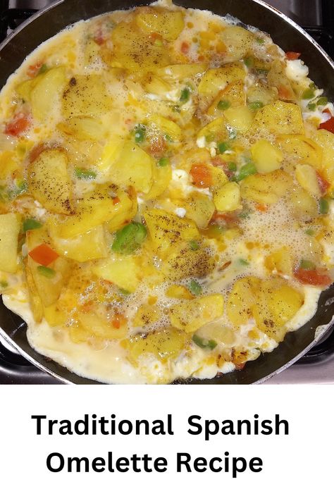 Spanish omelette Spanish Omelette Recipe Breakfast, Gourmet Omelette Recipe, Spanish Omlet Recipes, Gourmet Omelette, Spanish Omelette Recipe, Best Omelette, Omelette Breakfast, Omlet Recipes, Omelette Recipe Easy