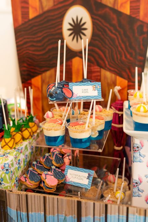 Stitch Birthday Party Ideas | Stitch Birthday Cake | Made It. Ate It. Loved It. Disney Stitch Party Food, Lilo And Stitch Birthday Treats, Stitch Charcuterie Board, Stitch Fruit Tray, Stitch Party Snacks, Stitch Theme Desserts, Lilo And Stitch Charcuterie Board, Lilo And Stitch Inspired Food, Lilo And Stitch Birthday Party Food Ideas